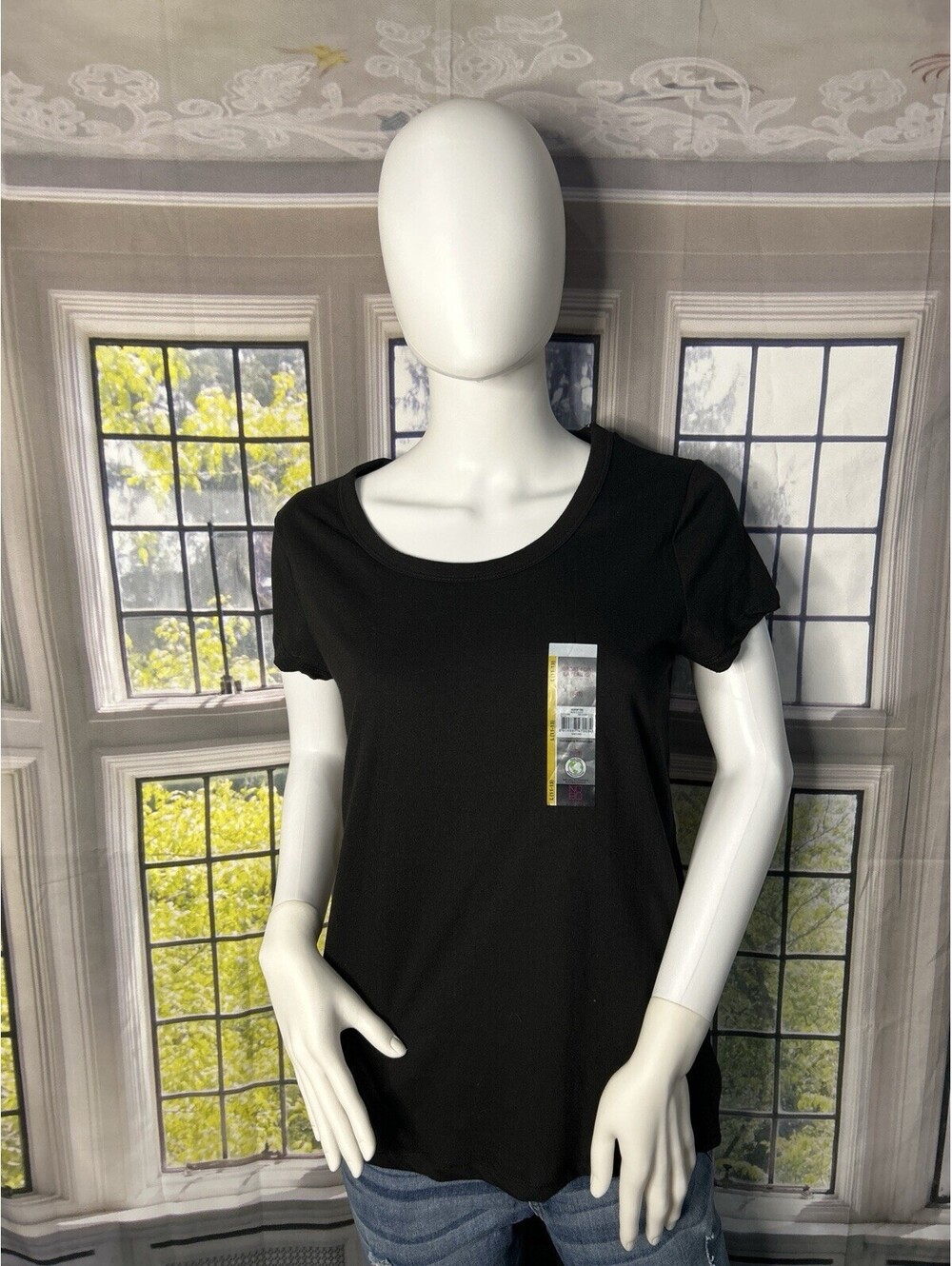 No Boundaries Black Scoop Neck Tee | Size Large (11–13) | NEW w/ Tags